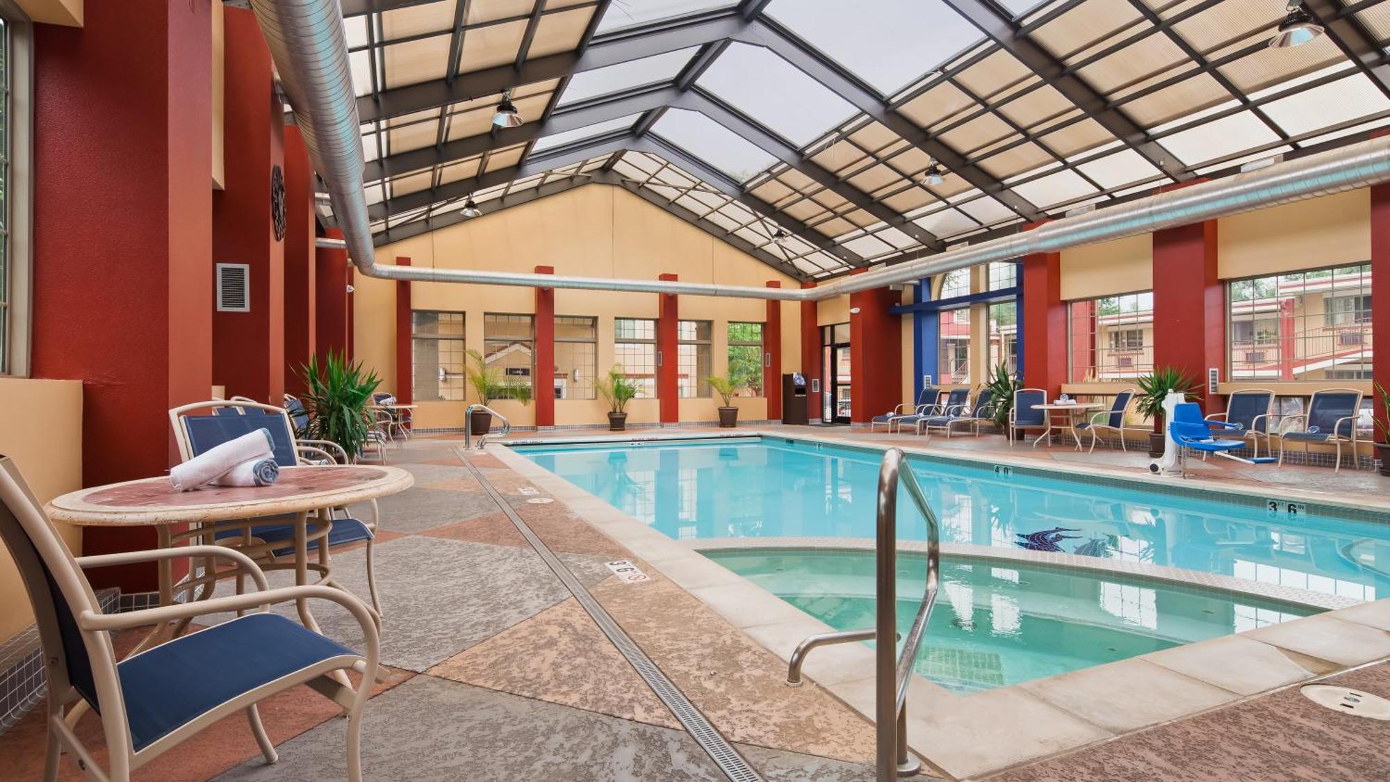 Best Western University Inn Fort Collins Exteriér fotografie